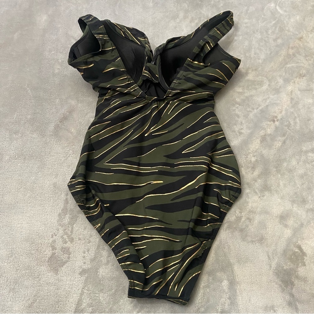 New! Miraclesuit Seabra Revele One Piece Swimsuit green 24448 - Picture 8 of 12
